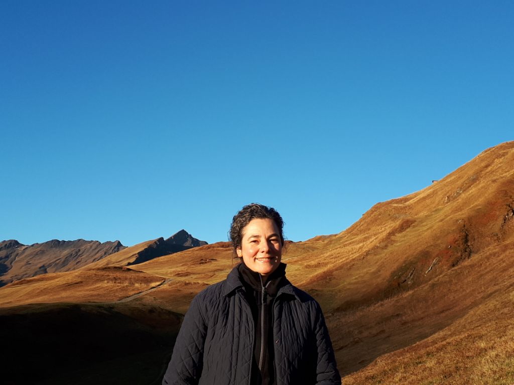 Beatrice Winkler in desert